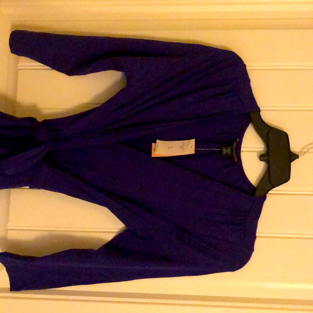New banana republic royal blue wrap dress. Never worn..tags on. Size S Petite